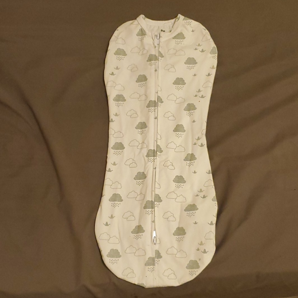 Infant swaddle